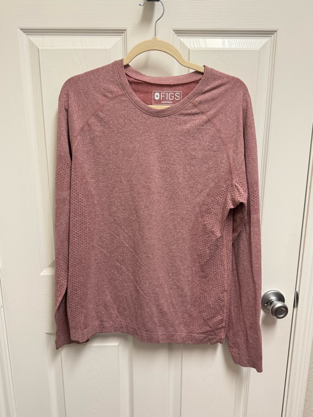 FIGS Seamless Crewneck Top - Dusty Rose Heather